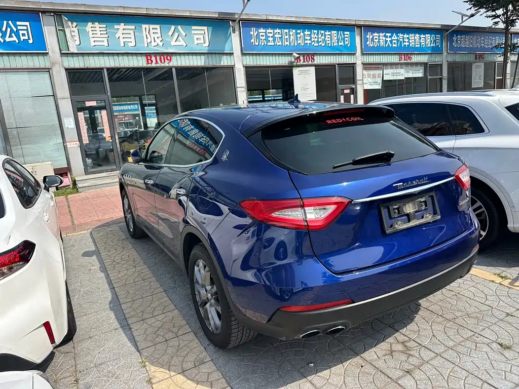 Maserati Levante — миниатюра 4