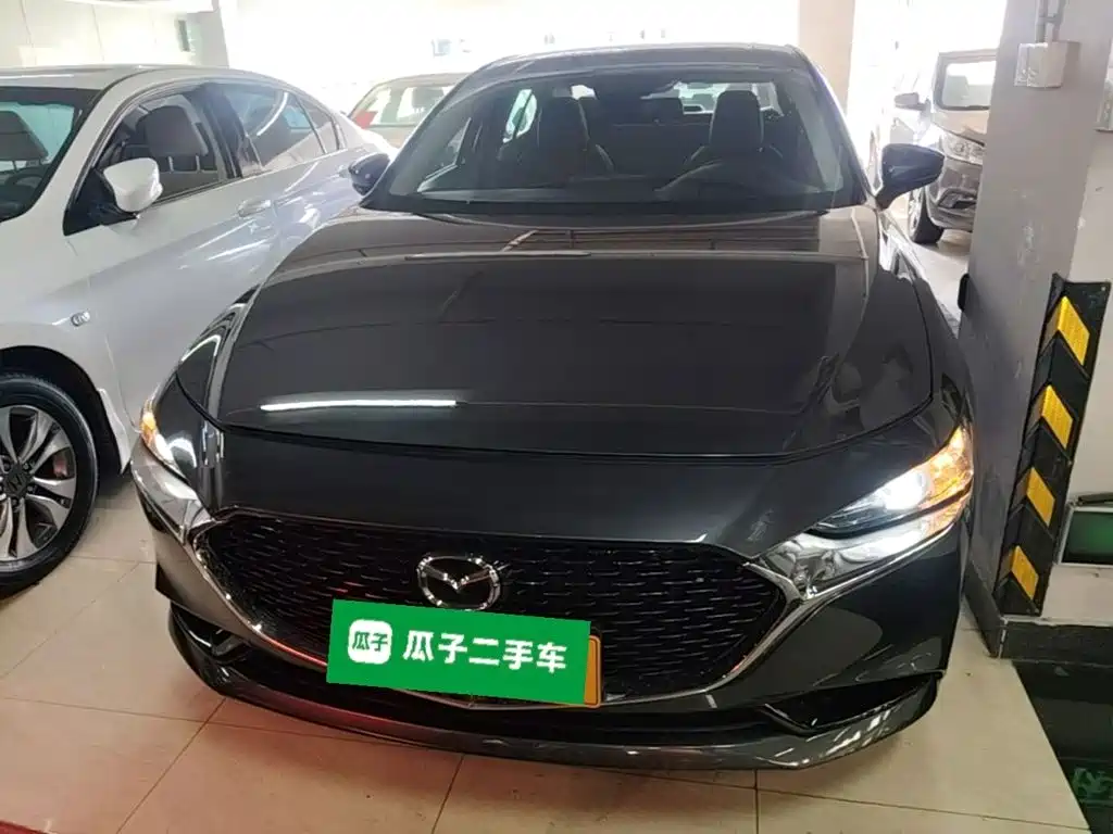 Mazda 3 Axela — миниатюра 3
