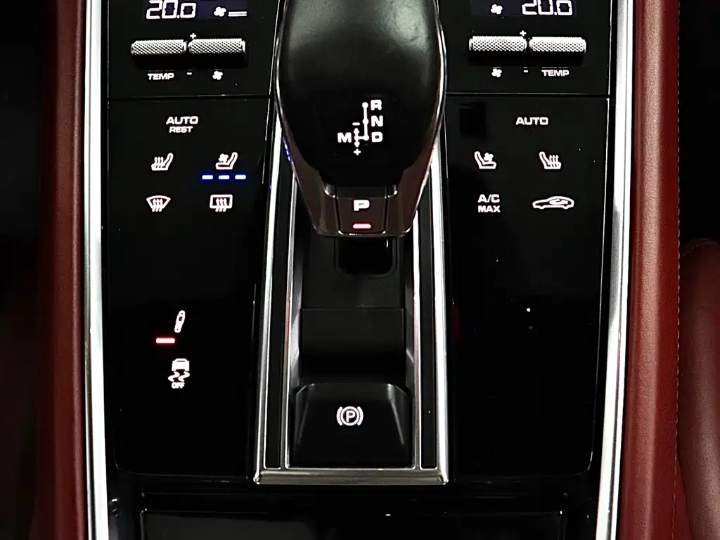 Porsche Panamera — миниатюра 21