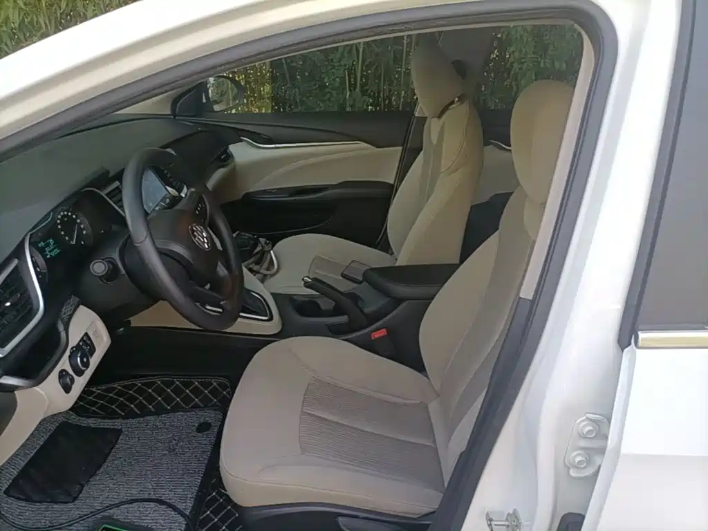 Buick Excelle — миниатюра 15