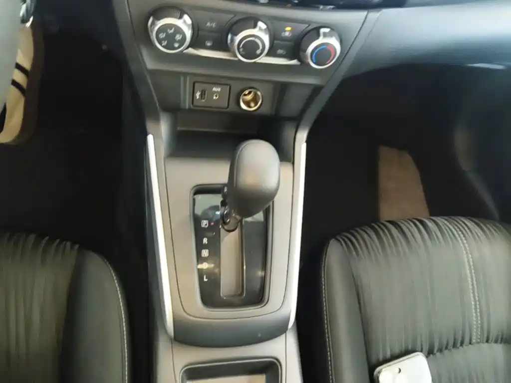Nissan Sylphy — миниатюра 14