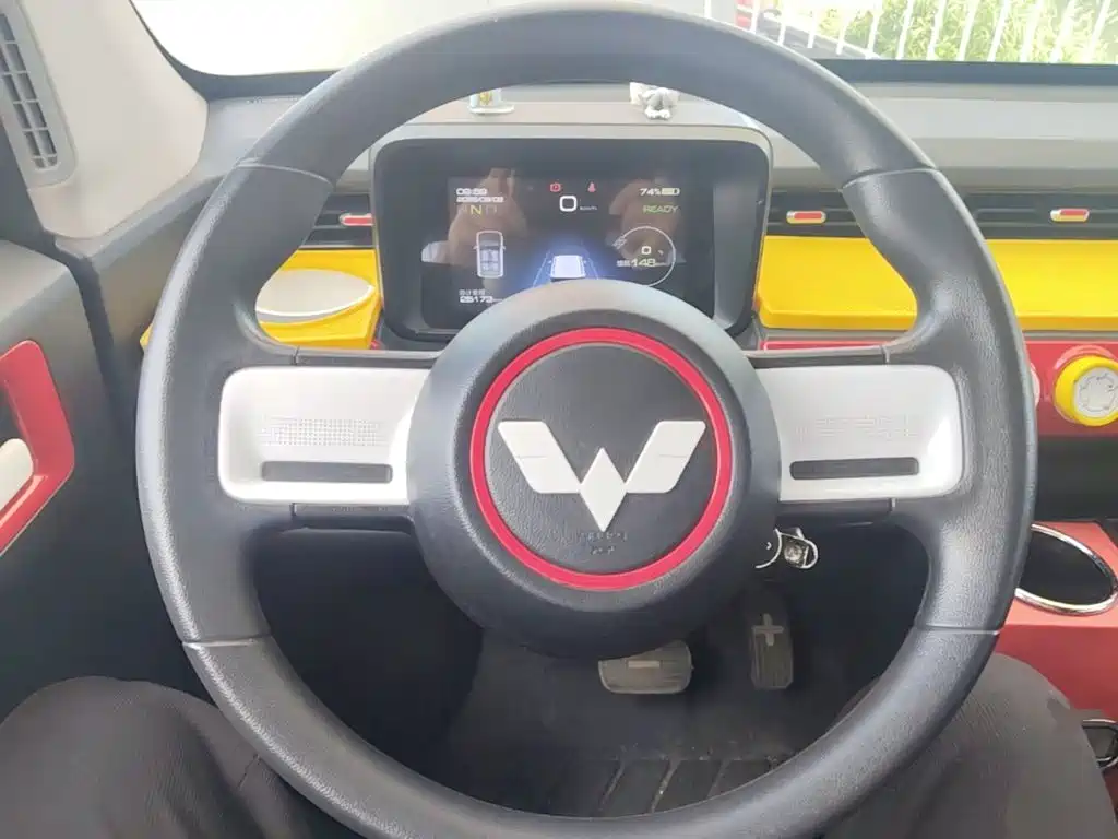 Wuling MINIEV — миниатюра 11