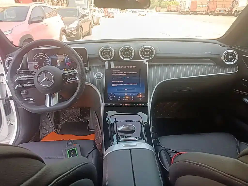 Mercedes-Benz C-Class — миниатюра 10