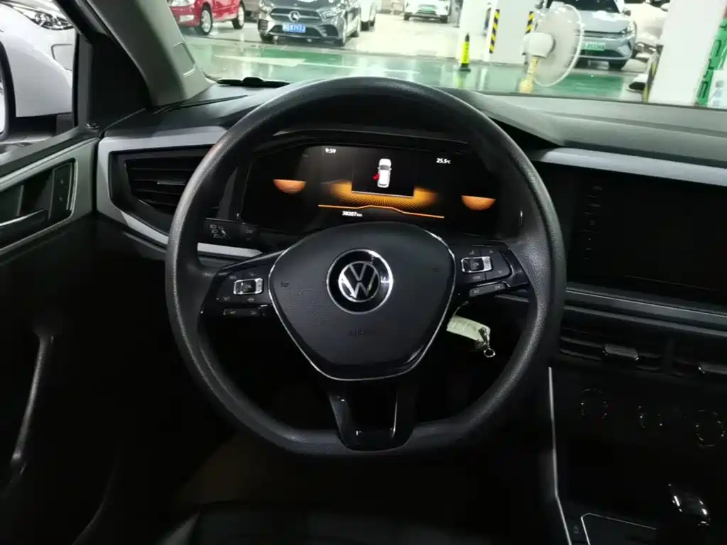Volkswagen Polo — миниатюра 11