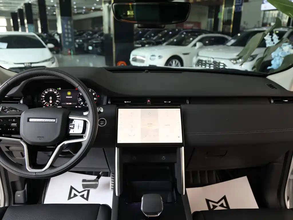 Land Rover Discovery Sport — миниатюра 13