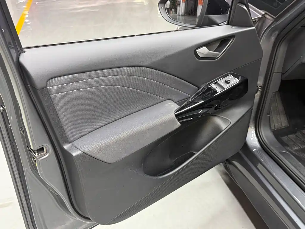 Volkswagen ID.3 — миниатюра 17