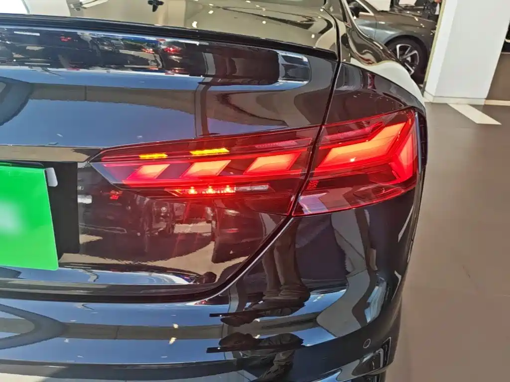 Audi RS 5 — миниатюра 8