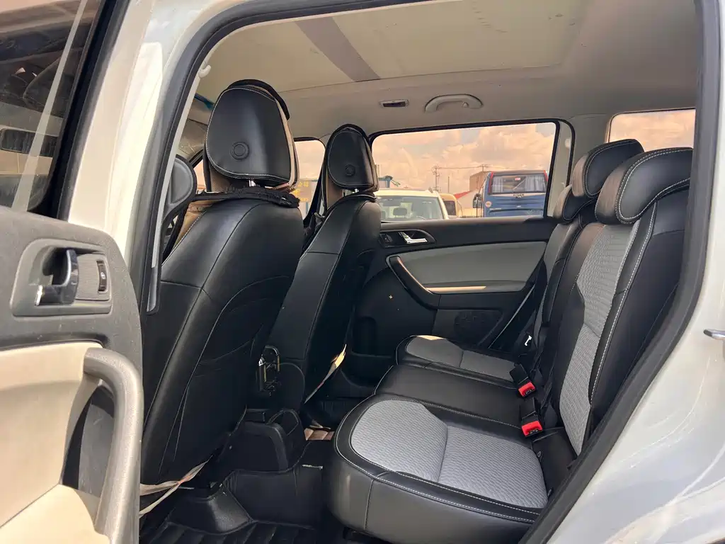 Skoda Yeti — миниатюра 8
