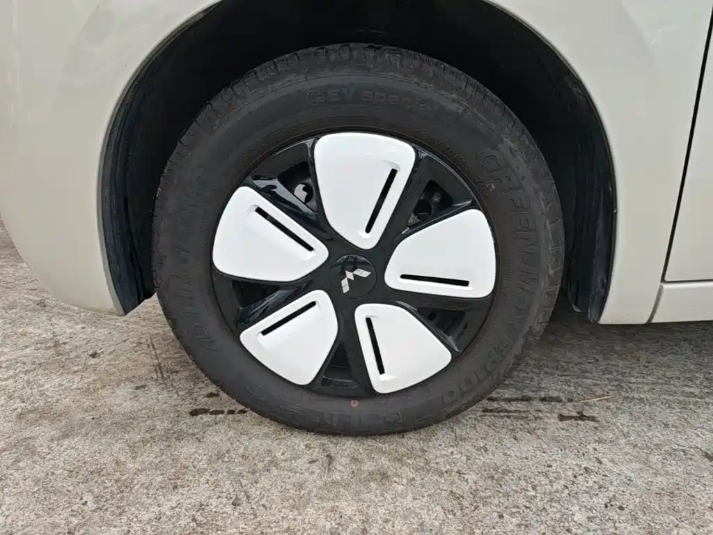 Wuling MINIEV — миниатюра 23