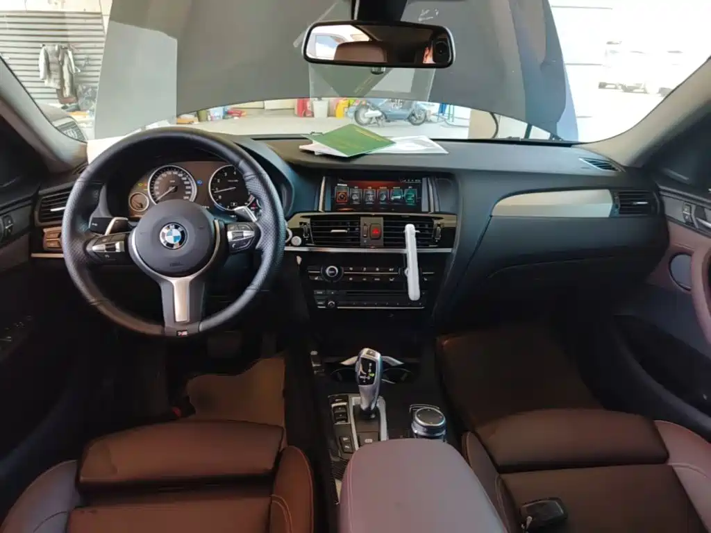 BMW X4 — миниатюра 10