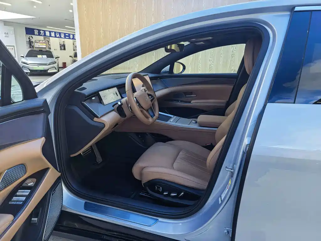 BYD Han L — миниатюра 6