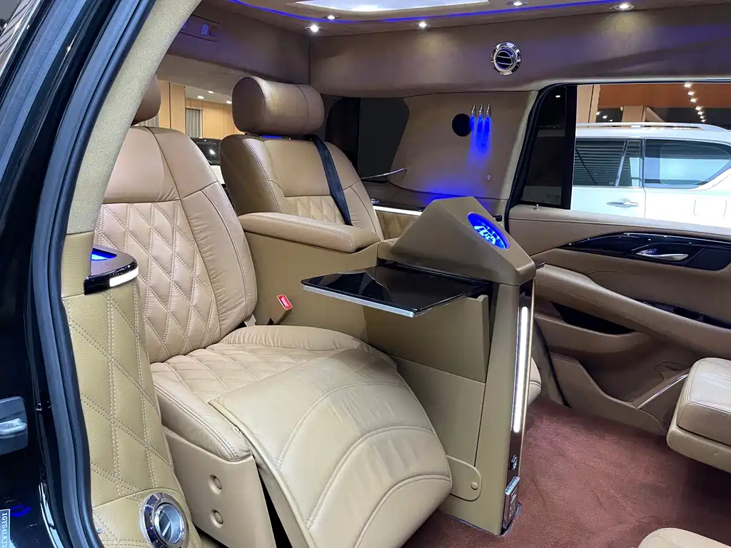 CADILLAC ESCALADE ESCALADE