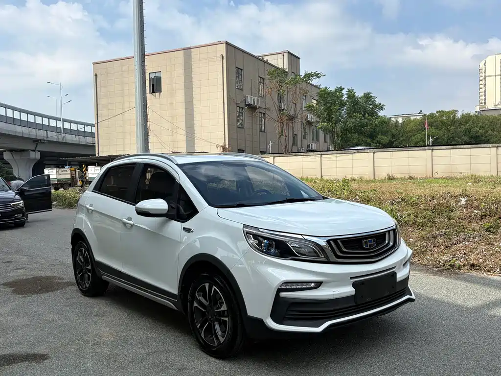 Geely Vision X3 — миниатюра 3