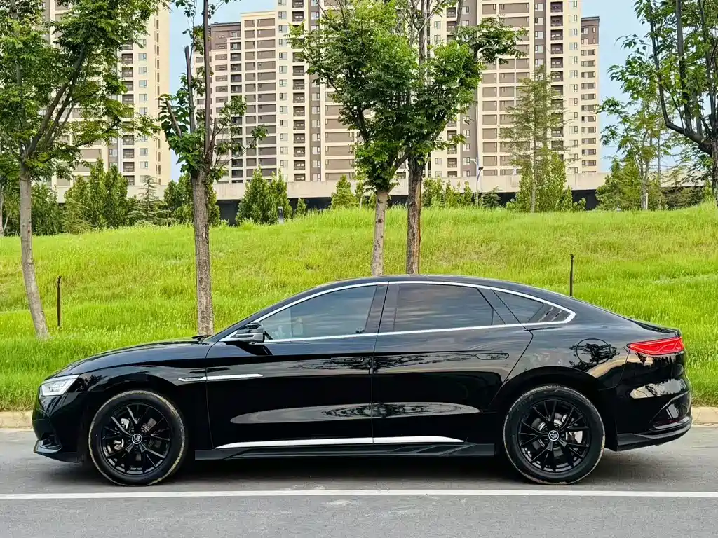 BYD Han — миниатюра 3