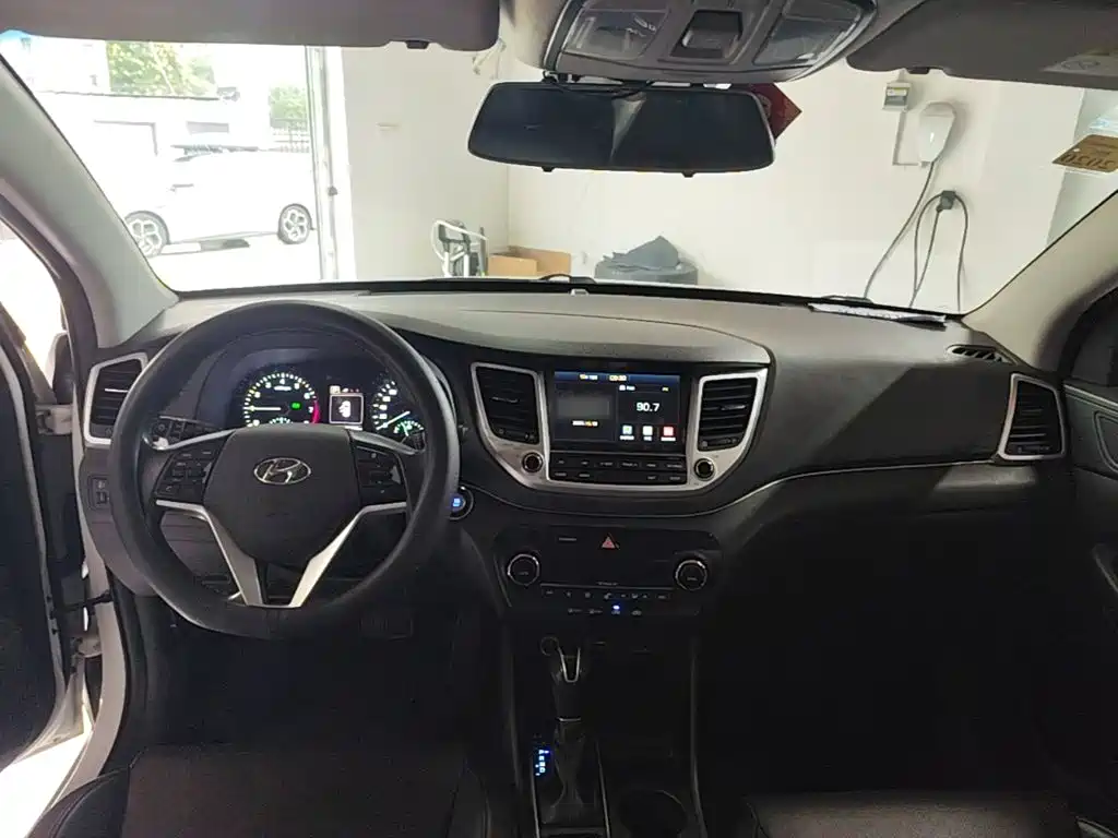 Hyundai Tucson — миниатюра 10