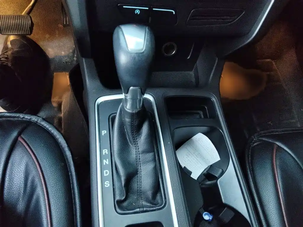 Ford Kuga — миниатюра 7