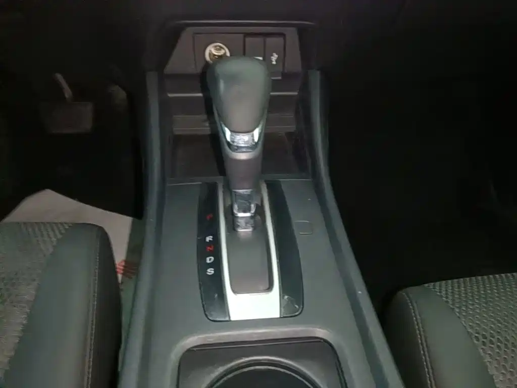 Honda Jade — миниатюра 14