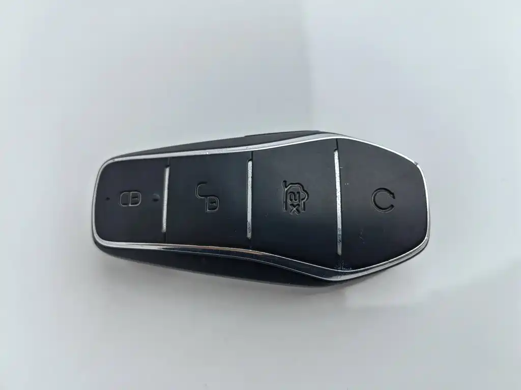 BYD MAX New Energy — миниатюра 19
