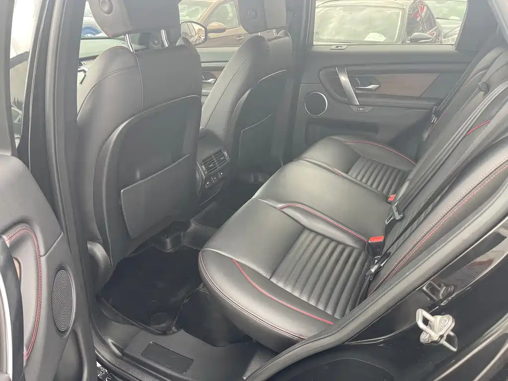 Land Rover Discovery Sport — миниатюра 7