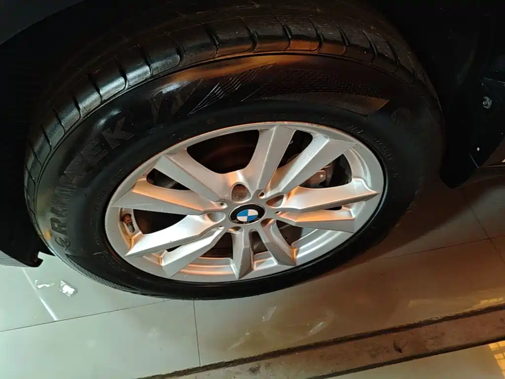 BMW X5 (Import) — миниатюра 23