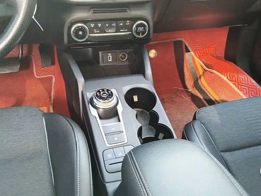 Ford Focus Active — миниатюра 14