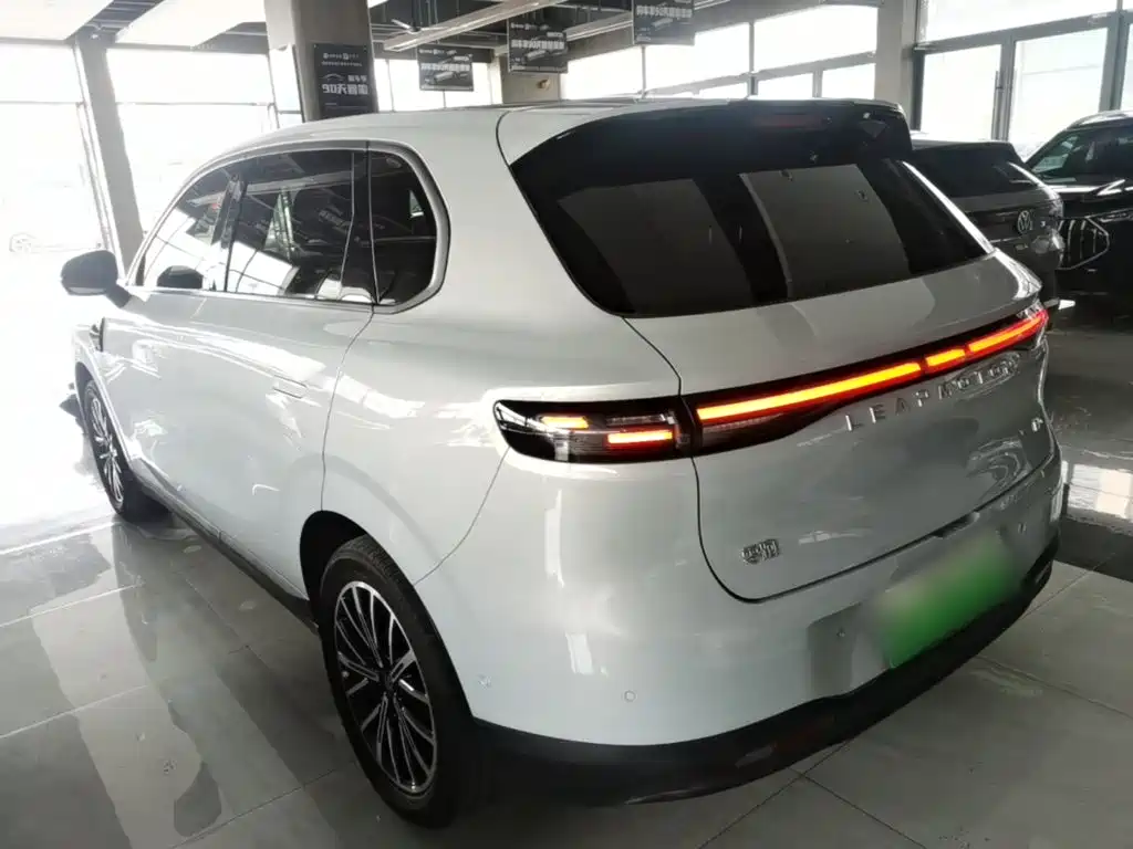 Leapmotor Leapmotor B10 — миниатюра 5