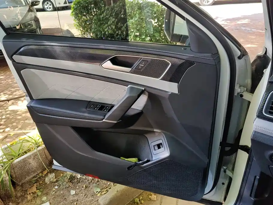 Volkswagen TayronX X 2023 330TSI Luxury