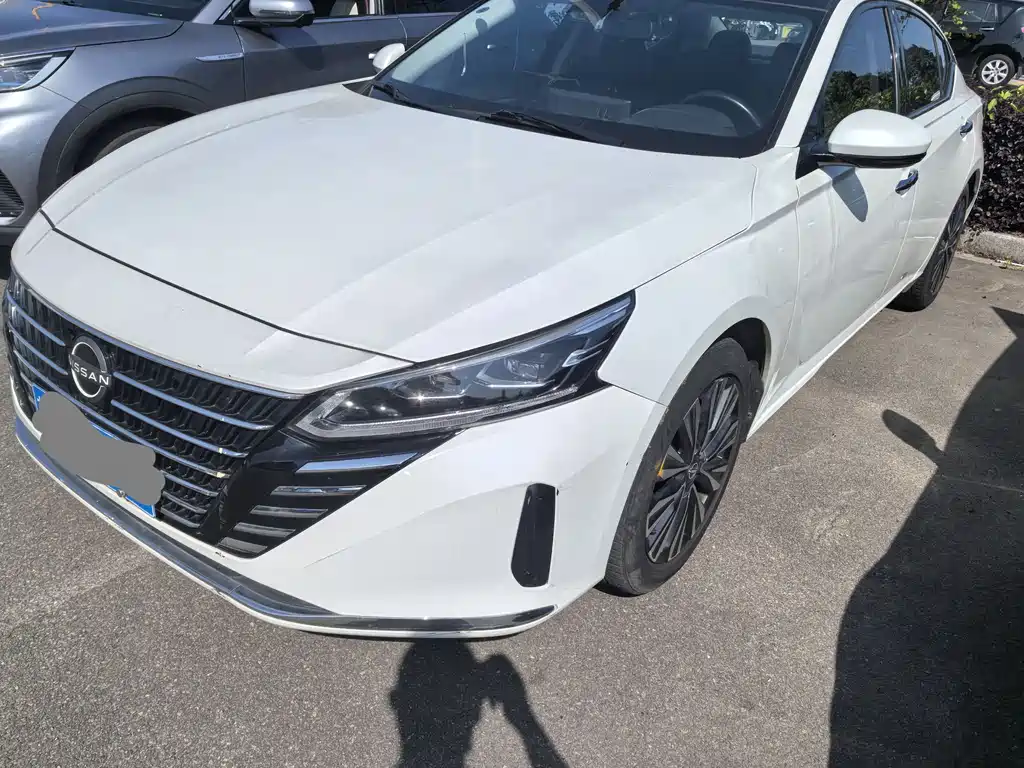 Nissan Teana 2023