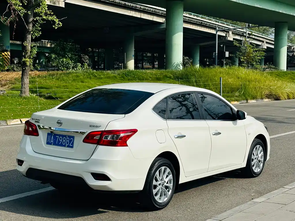 Nissan Sylphy — миниатюра 4
