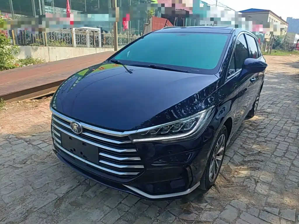 BYD MAX — миниатюра 2
