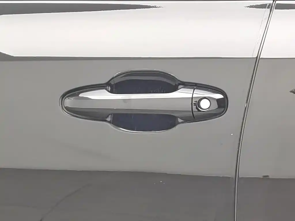 Toyota Highlander — миниатюра 18