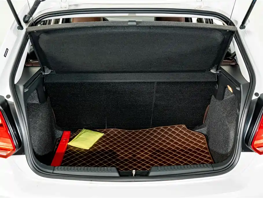 Volkswagen Polo — миниатюра 23
