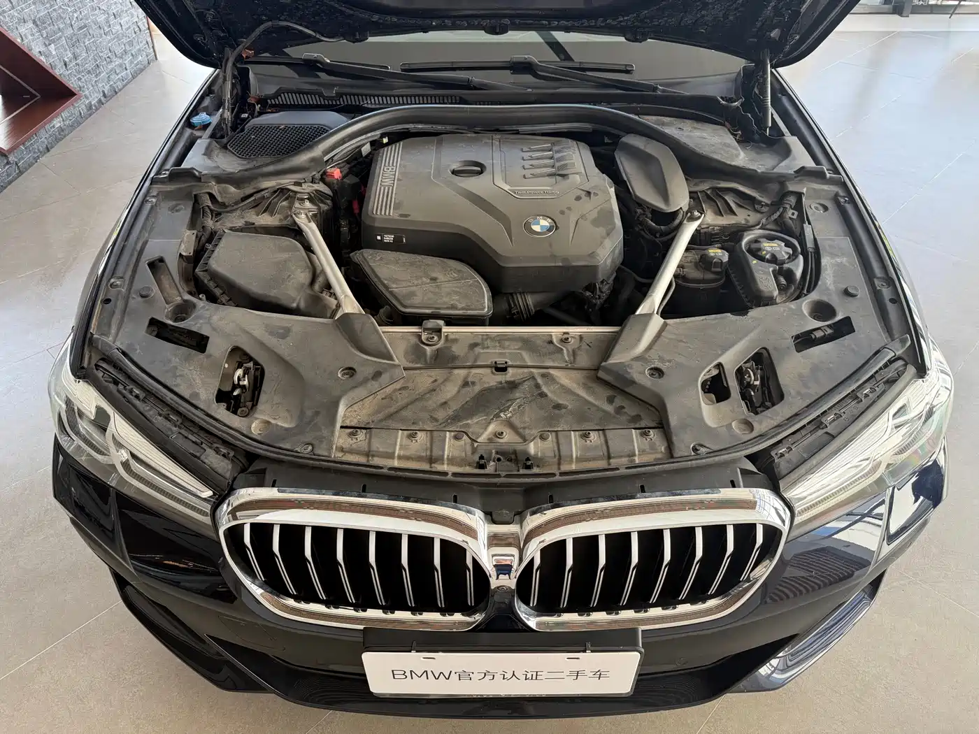 BMW 5 series 2022 Черный из Китая