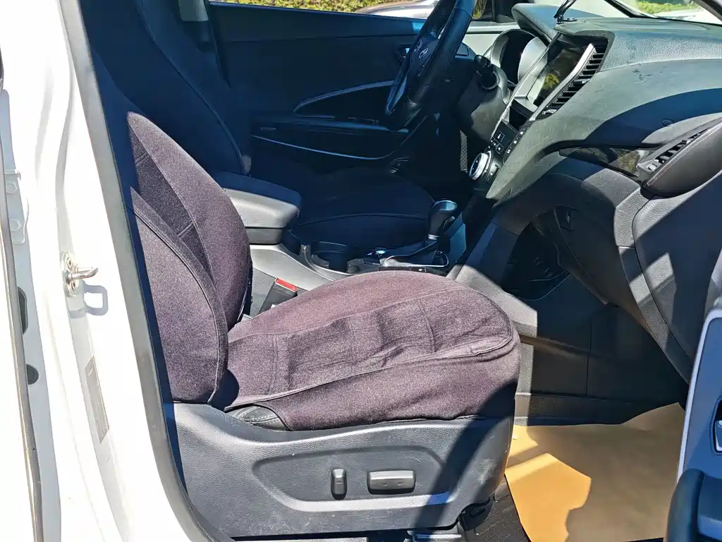 Hyundai Santa Fe — миниатюра 22
