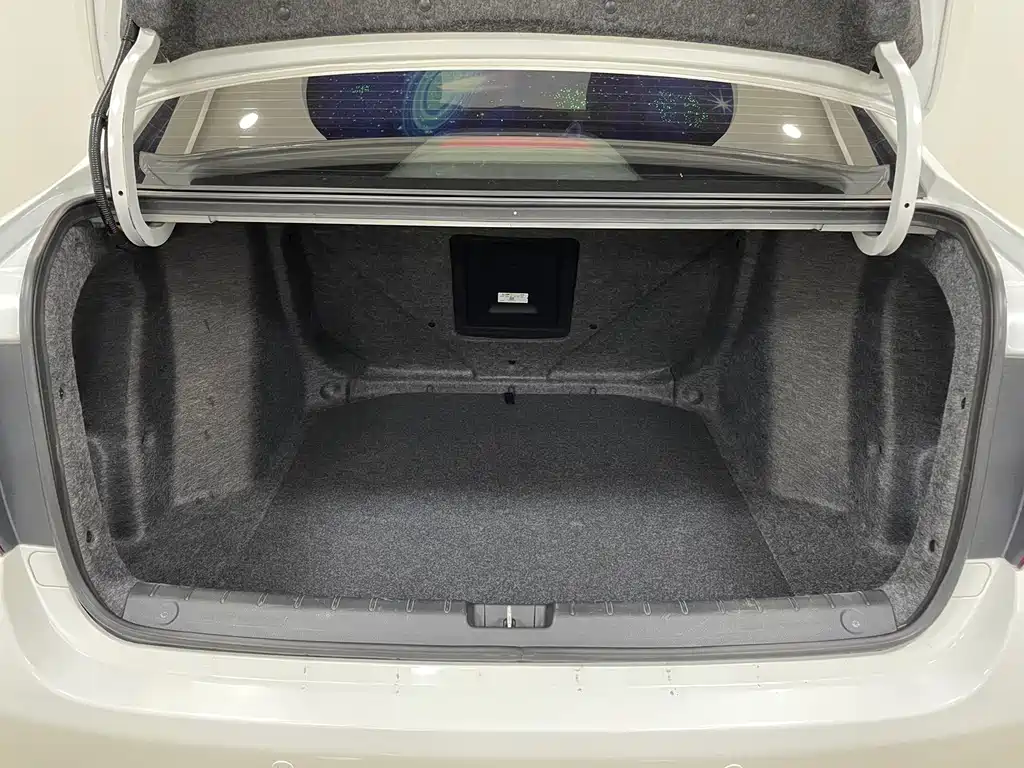 Honda Crider 180Turbo CVT Luxury Edition, фото 17