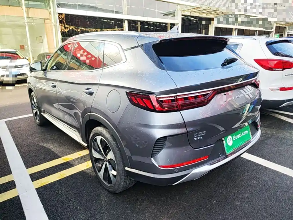 BYD PLUS New Energy — миниатюра 5