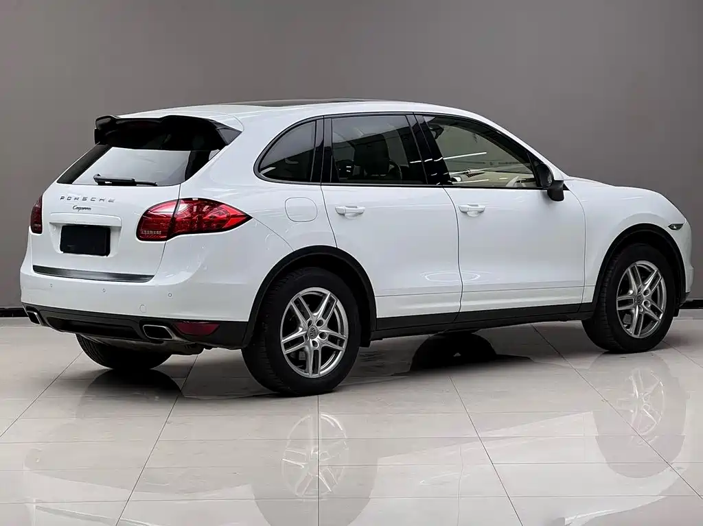 Porsche Cayenne — миниатюра 2