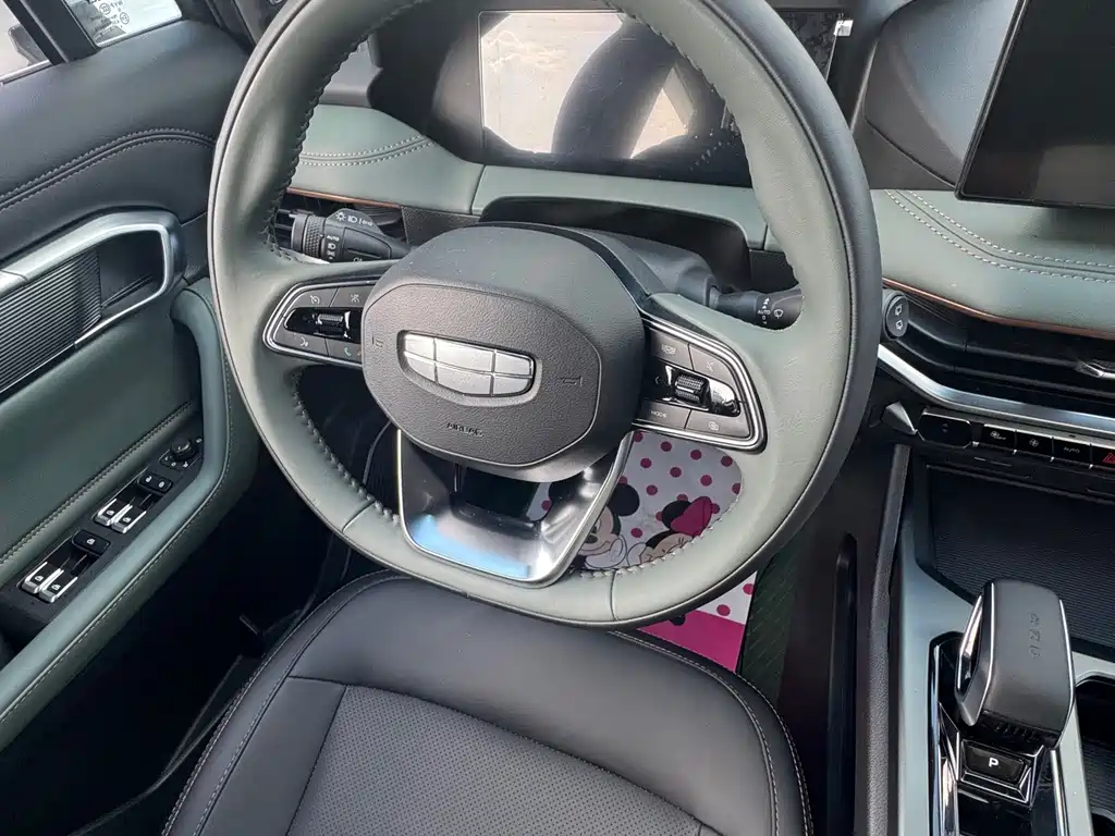Geely Haoyue L — миниатюра 9