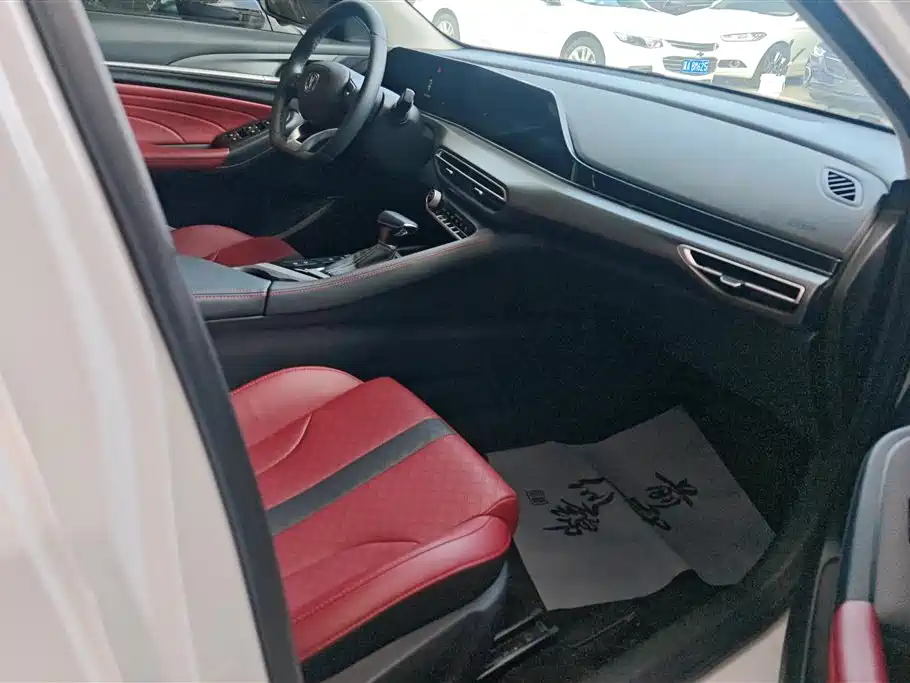 Changan Eado 2021 PLUS NE 1.4T GDI DCT Luxury