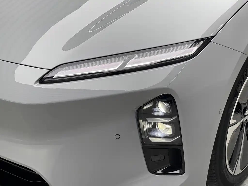 NIO ET5 — миниатюра 18