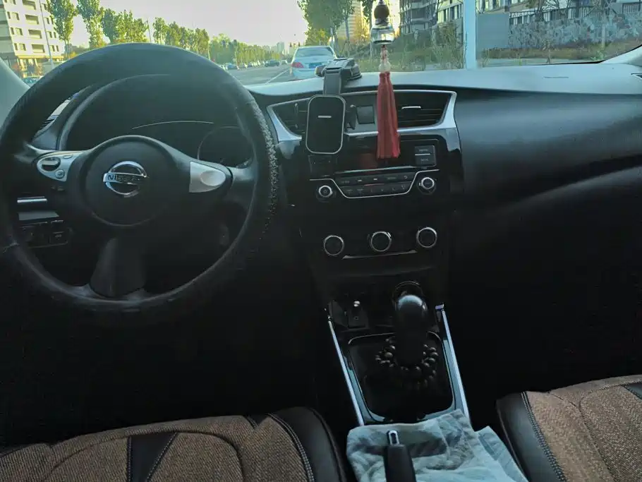 Nissan Sylphy — миниатюра 12