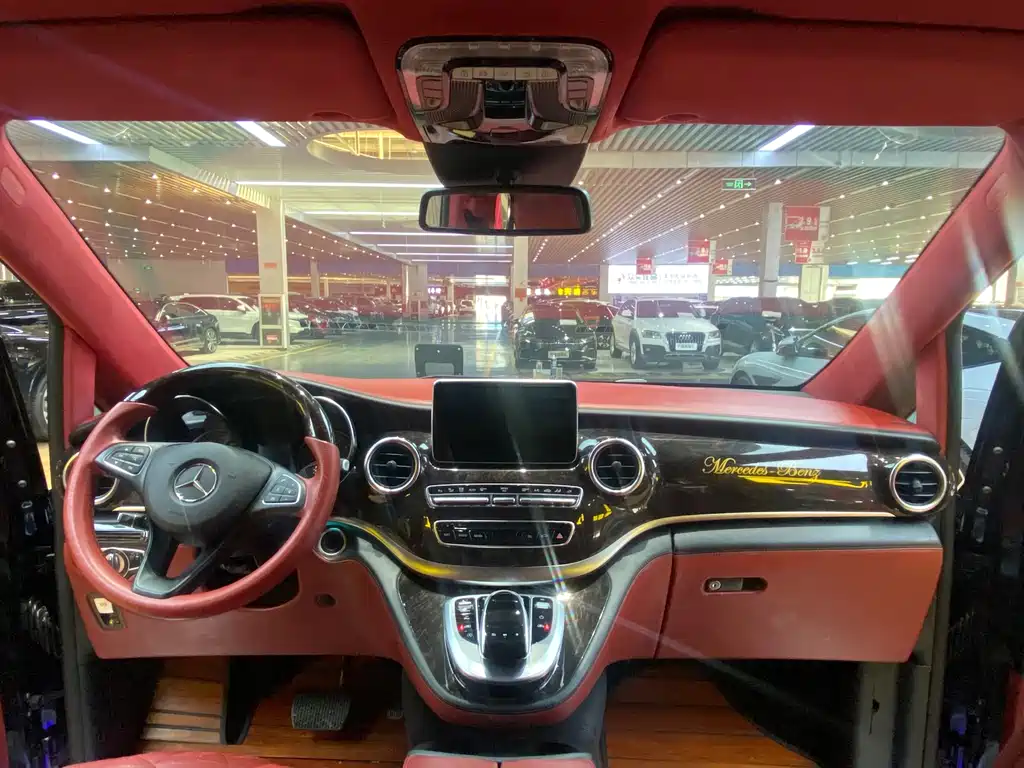 Mercedes-Benz 奔驰V级(进口) — миниатюра 5