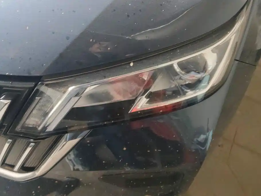 Wuling Jiachen — миниатюра 5