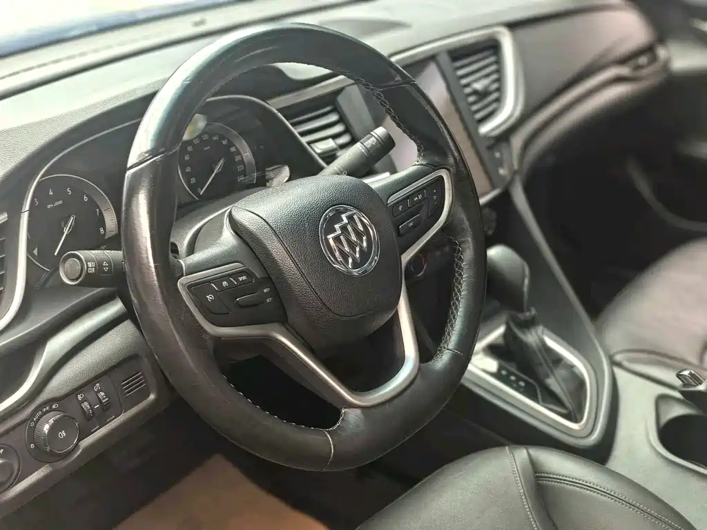 Buick Excelle — миниатюра 8