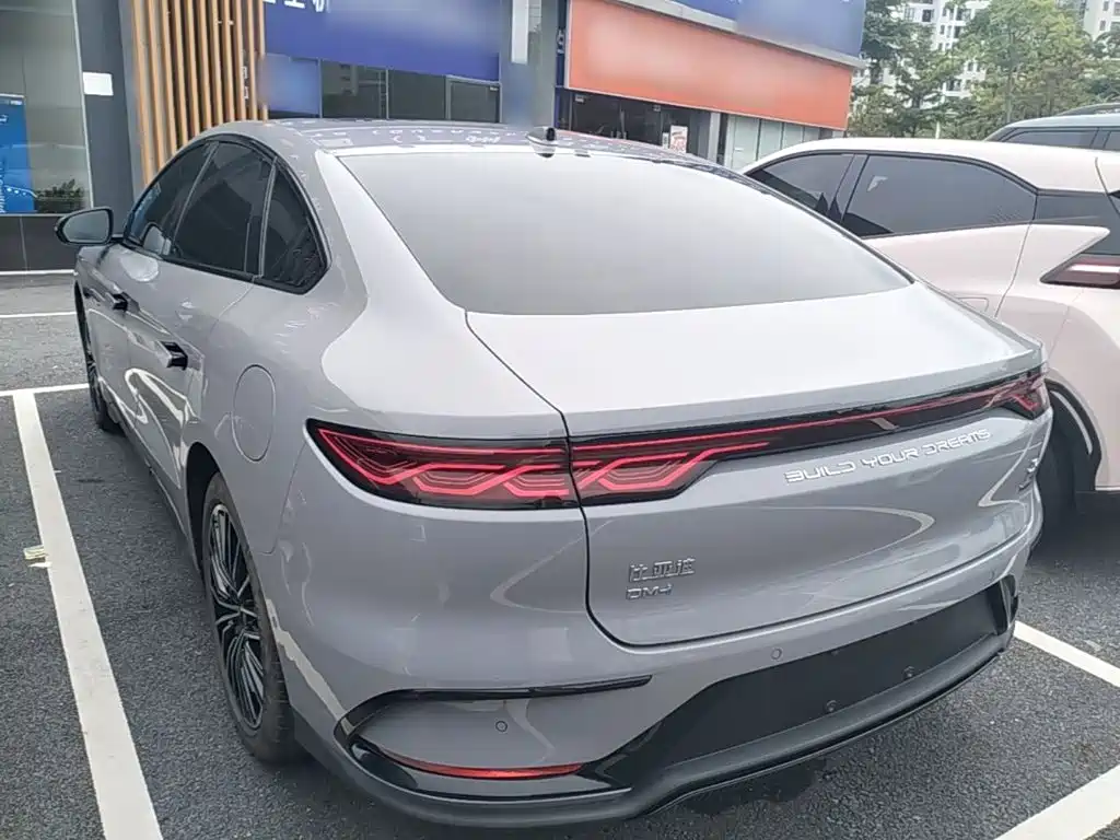 BYD Han 2025 DM-i Smart Drive 125KM Flagship