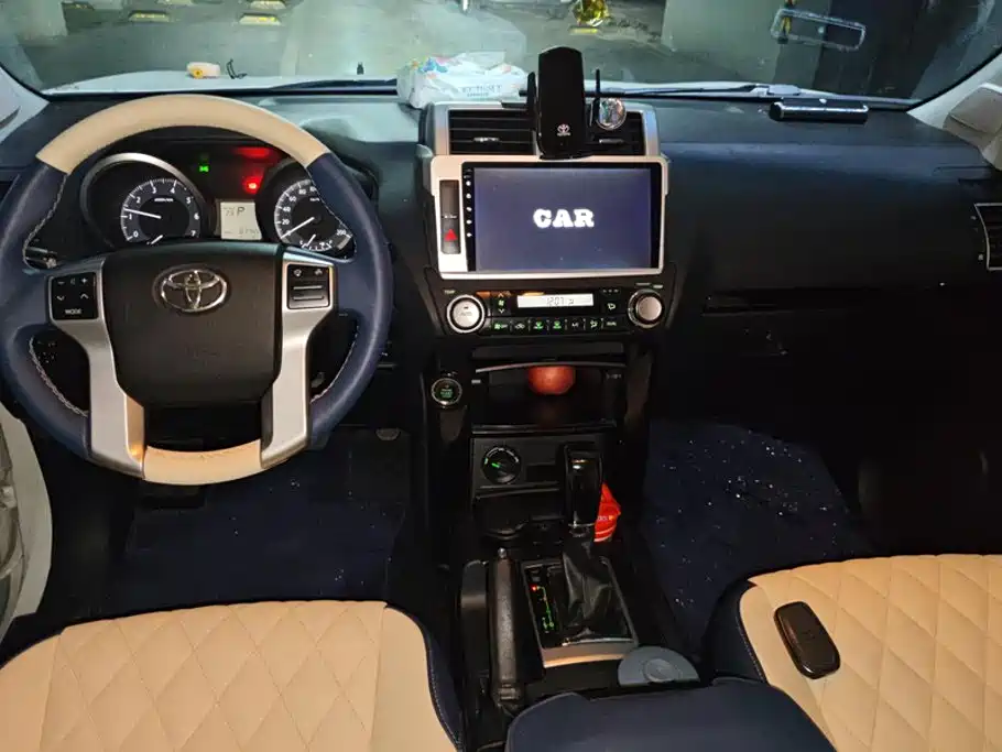 Toyota Prado — миниатюра 12
