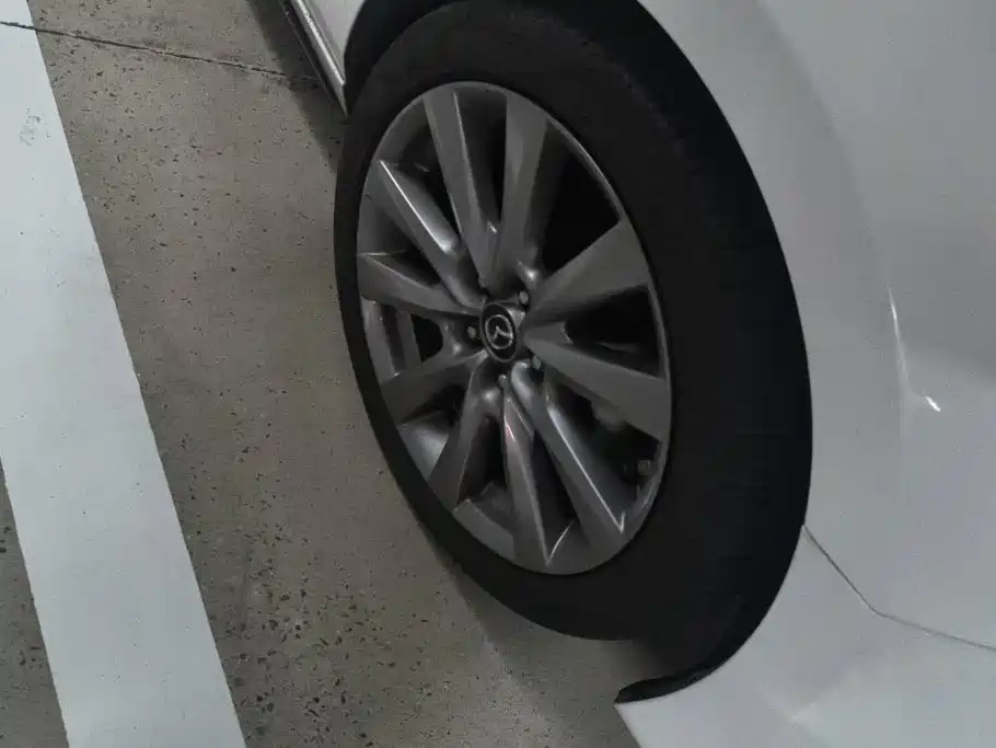Mazda 3 Axela — миниатюра 6