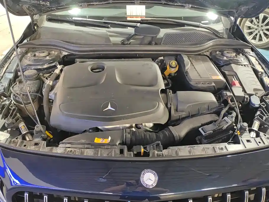 Mercedes-Benz GLA 2016 GLA 200 Fashion