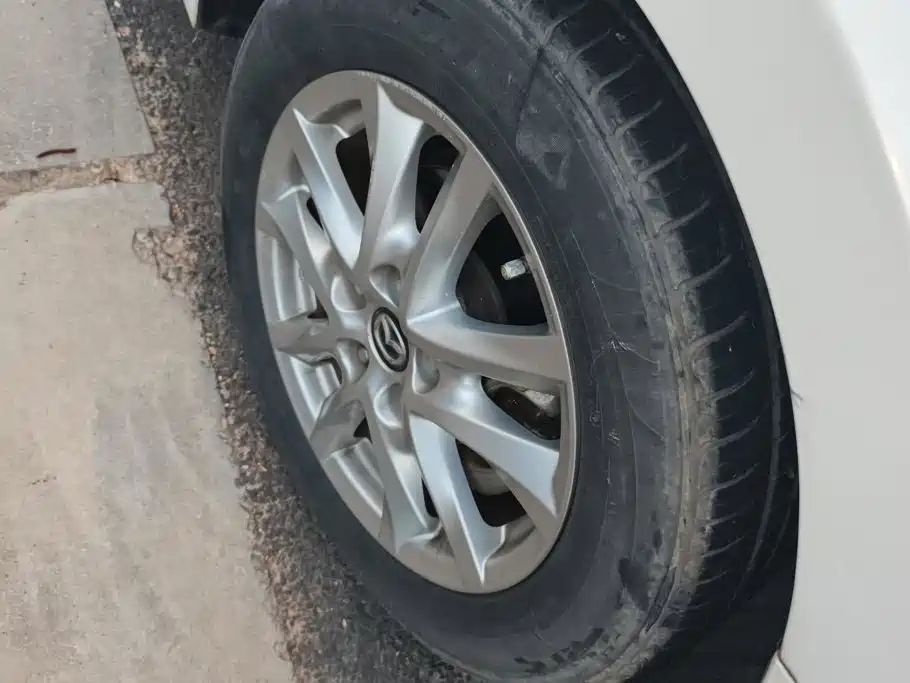 Mazda 3 Axela — миниатюра 6
