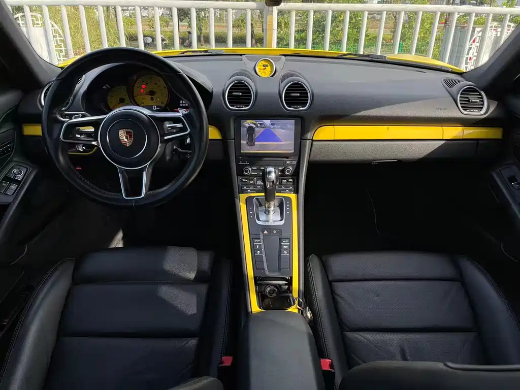 Porsche 718 2018 Cayman 2.0T